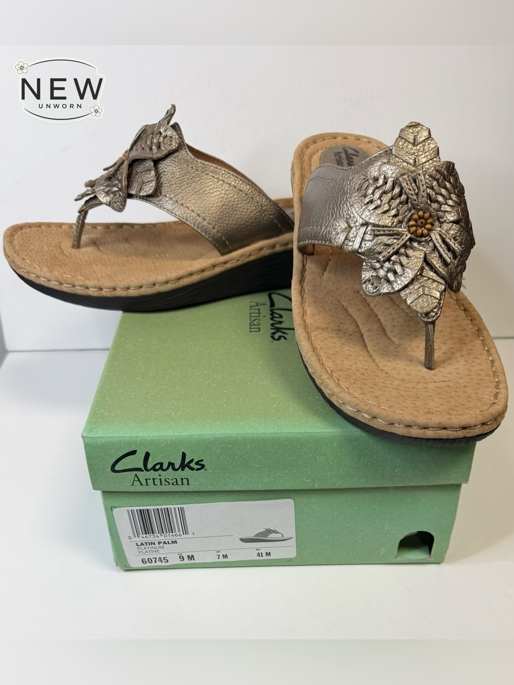 NEW Clarks Latin Palm Platinum Size 9M in Original Box